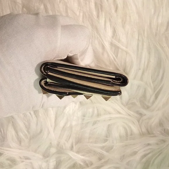 VGUC Valentino Garavani Rockstud Compact Wallet (w/ Auth, Care & RFID Cards) - Picture 4 of 12